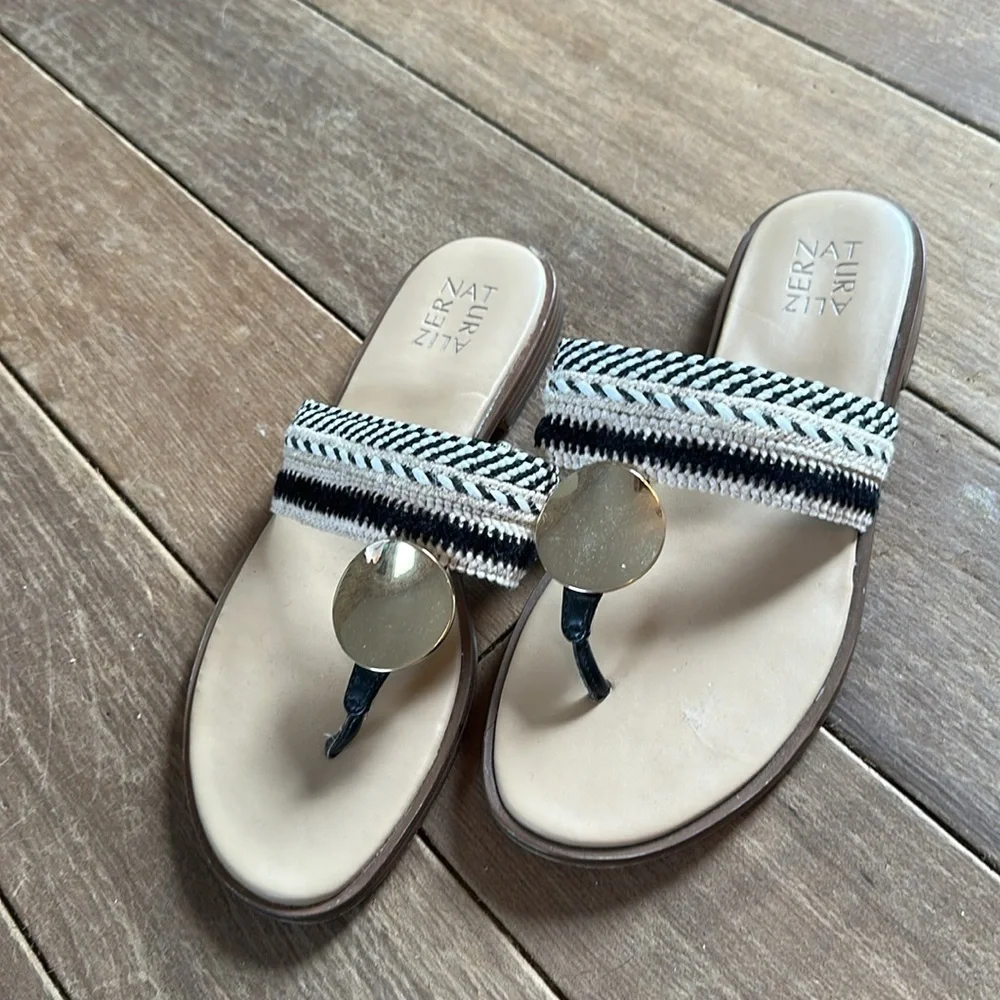 Naturalizer women’s sandals size 9W
